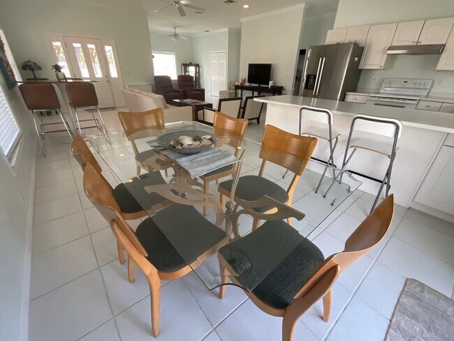 Foto del edificio - 9063 SE Adonis St