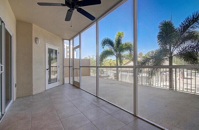 Foto del edificio - 960 Starkey Rd