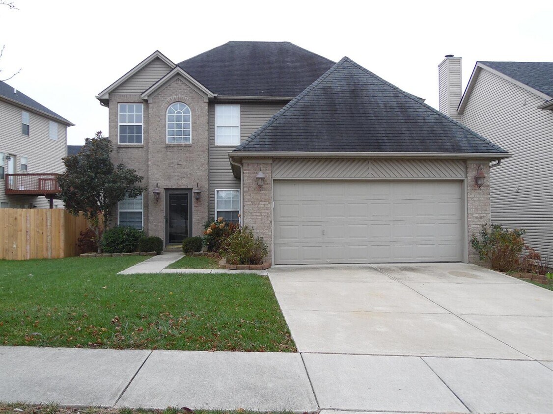 Primary Photo - 4440 Rivard Ln