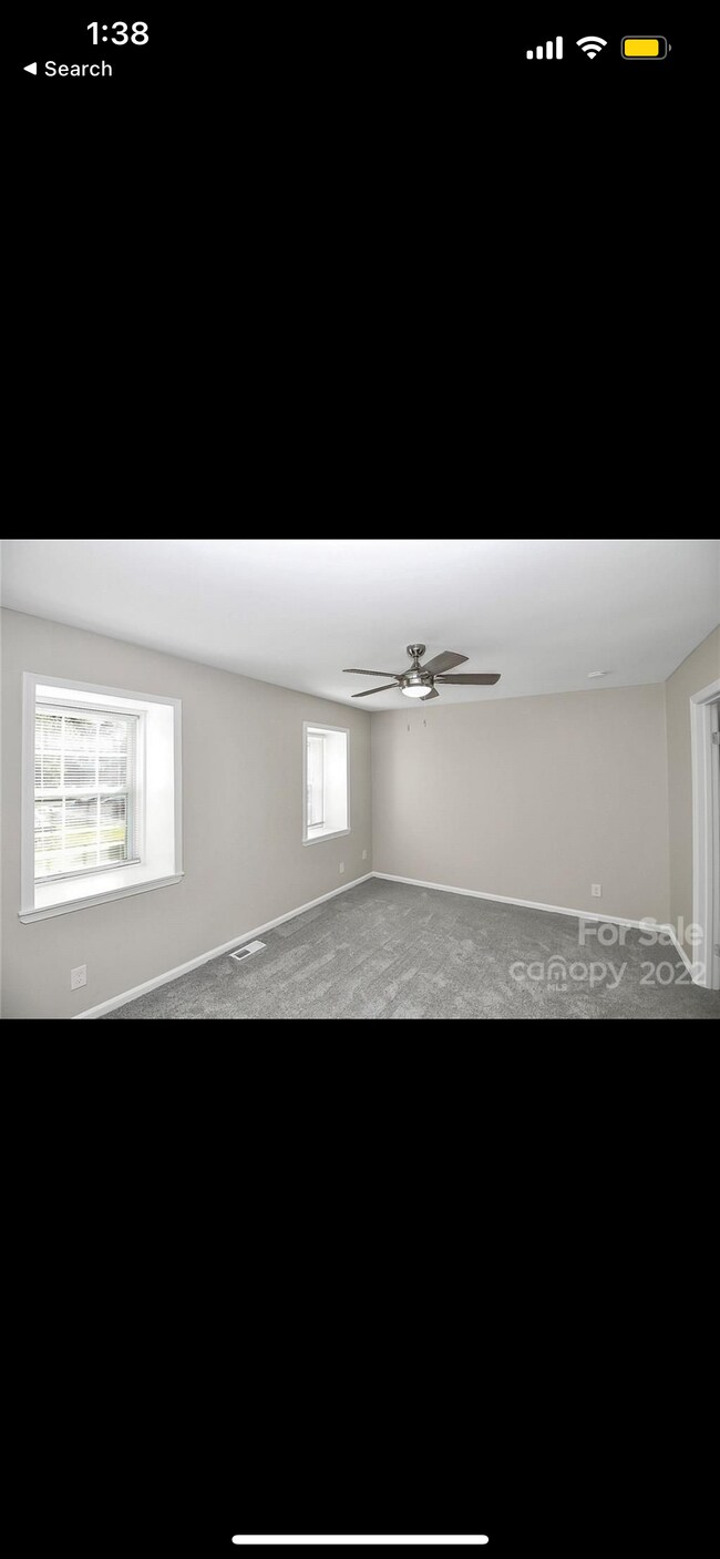 Building Photo - 5812 Hunting Ridge Ln