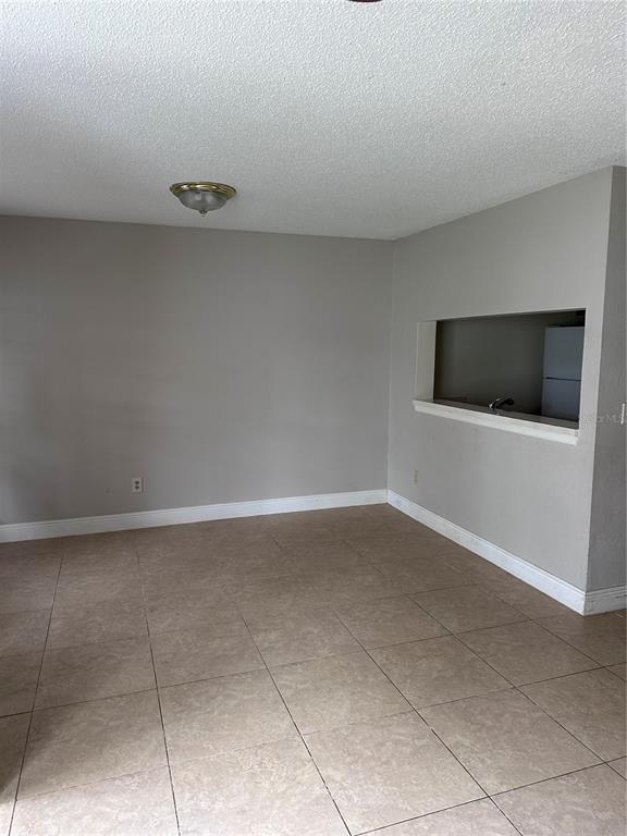 Building Photo - 801 Northlake Dr