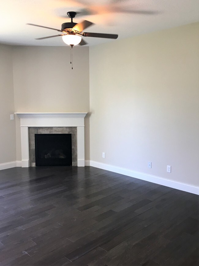 Foto del edificio - 1408 Cobblestone Way