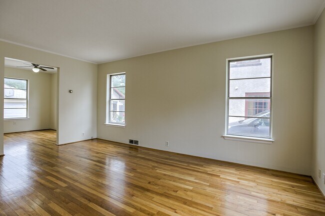 Building Photo - 2030/2034 South St Duplex