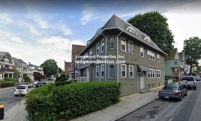 Building Photo - 345 Seaver St