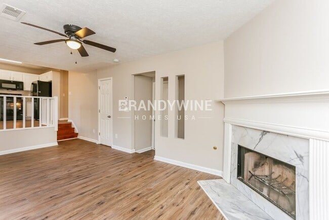 Building Photo - 5222 Biffle Rd