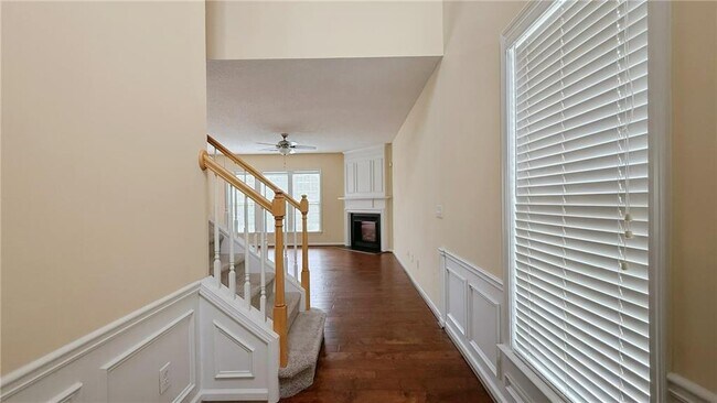 Foto del edificio - 3592 Gainesway Trace