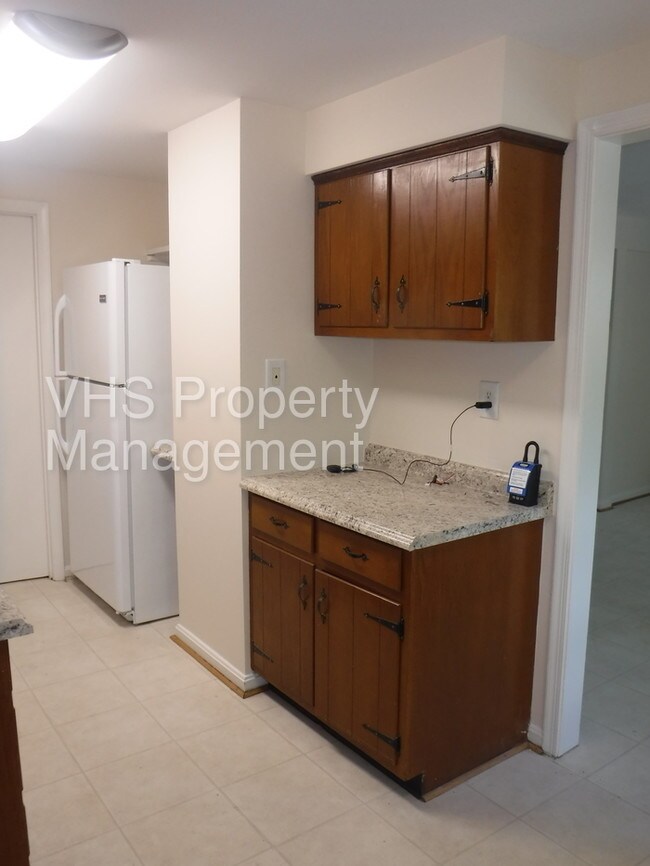 Building Photo - 13100 Rock Ridge Ln