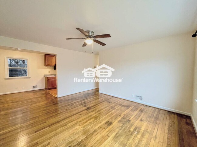 Foto del edificio - 528 Plantation Dr