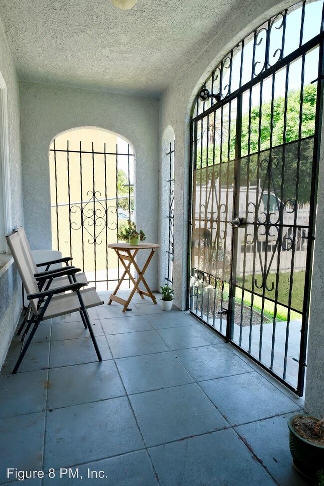 Foto del edificio - 3 br, 2 bath Apartment - 3926 W 28th St