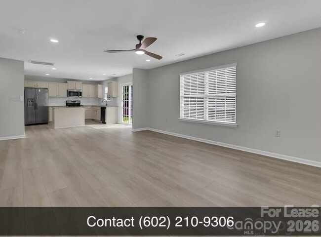 Building Photo - 3620 Alexander Forest Dr