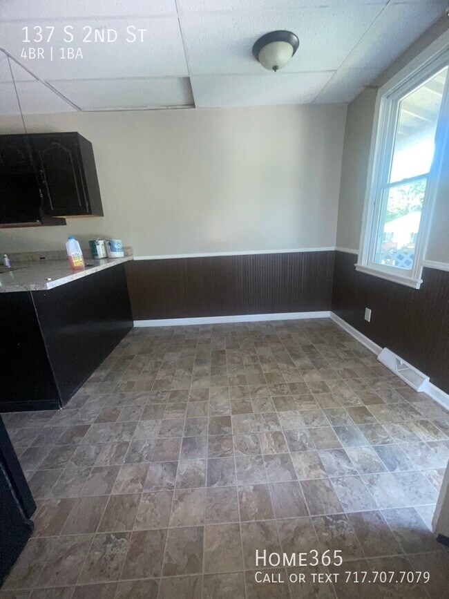 Building Photo - Great 4 bedroom home in Mt Wolf!