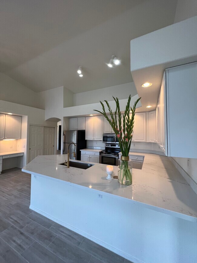 Foto del edificio - 814 W Beechnut Dr