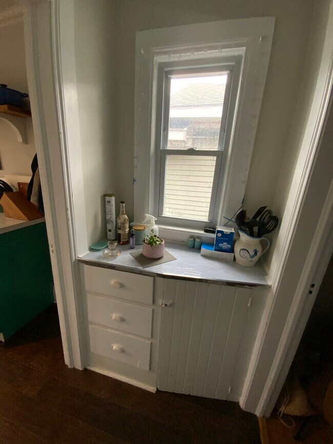 Pantry - 340 Averill Ave