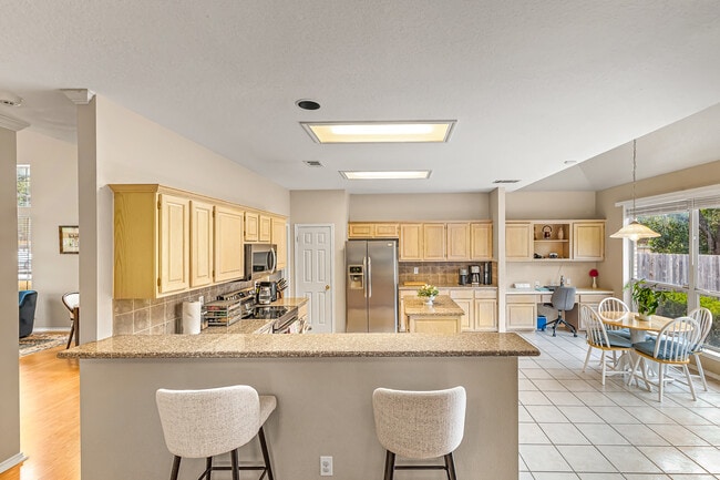 Building Photo - 2719 Rancho Mirage