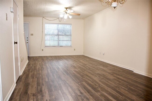 Foto del edificio - 5218 Milwee St