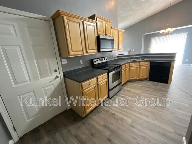 Foto del edificio - 1509 English Pine Ln