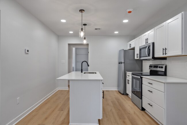 Building Photo - 107 Township Ln