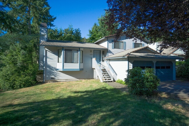 Photo - 16708 SE 40th Pl (Bellevue, WA) House