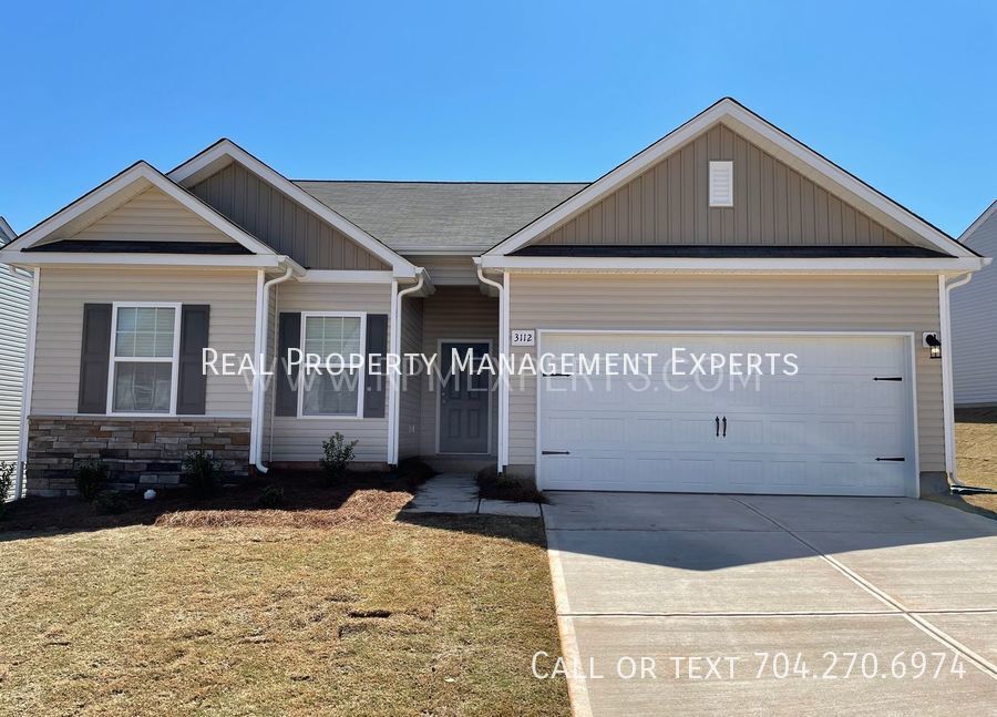 Primary Photo - Beautiful 3 Bedroom 2 Bath Ranch Home in N...