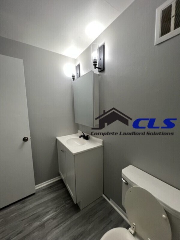 Foto del edificio - 516 W Mulberry St