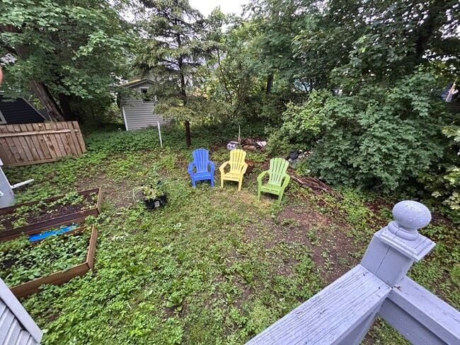 Building Photo - 81 Berteau Av