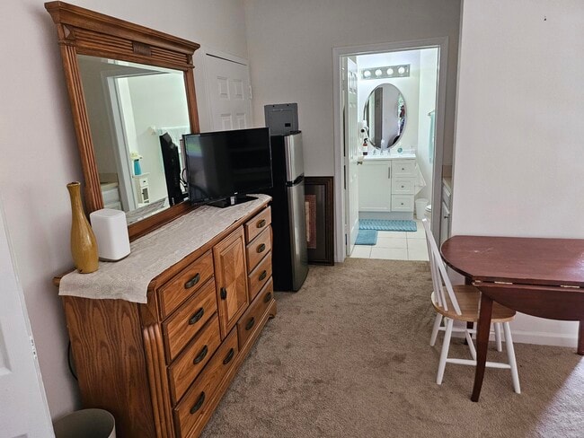 Building Photo - 8917 Sandshot Ct