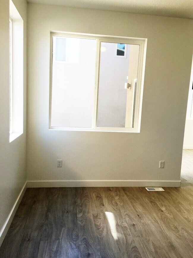 Foto del edificio - Beautiful 3 Bedroom Home in Herriman with Fenced Yard!!