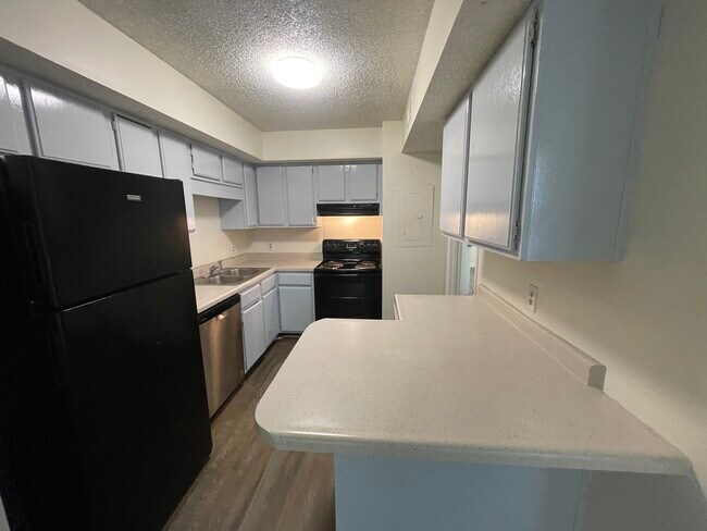 Foto del edificio - 1424 Bell Trace Dr