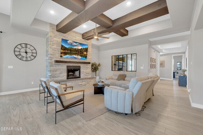 Building Photo - 14608 Pebble Hills Blvd