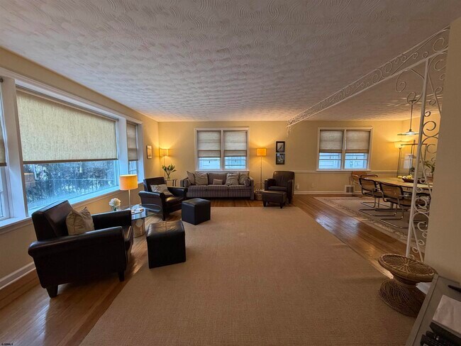 Foto del edificio - 33 N Gladstone Ave