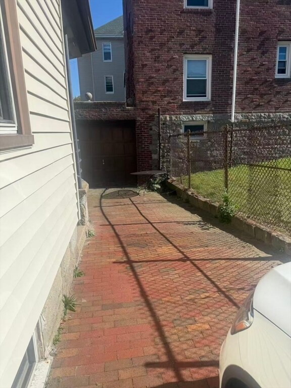 Building Photo - 58 Winship St