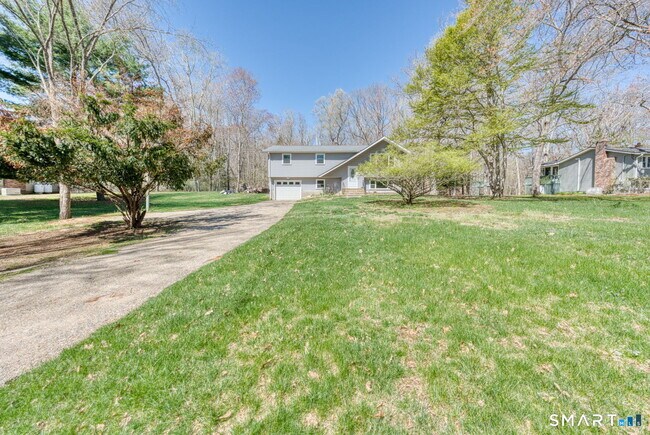 Foto del edificio - 371 Warrenville Rd