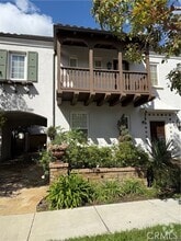 Building Photo - 31 Grape Arbor