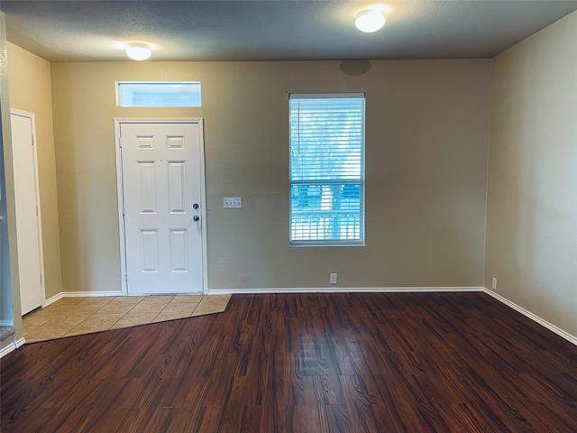 Building Photo - 2641 Tilden Dr