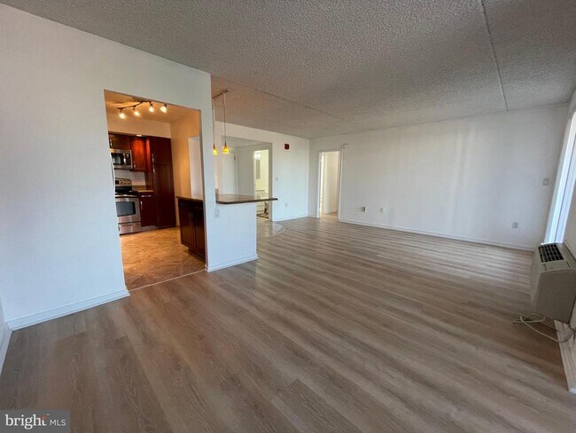 Foto del edificio - 530 S 2nd St