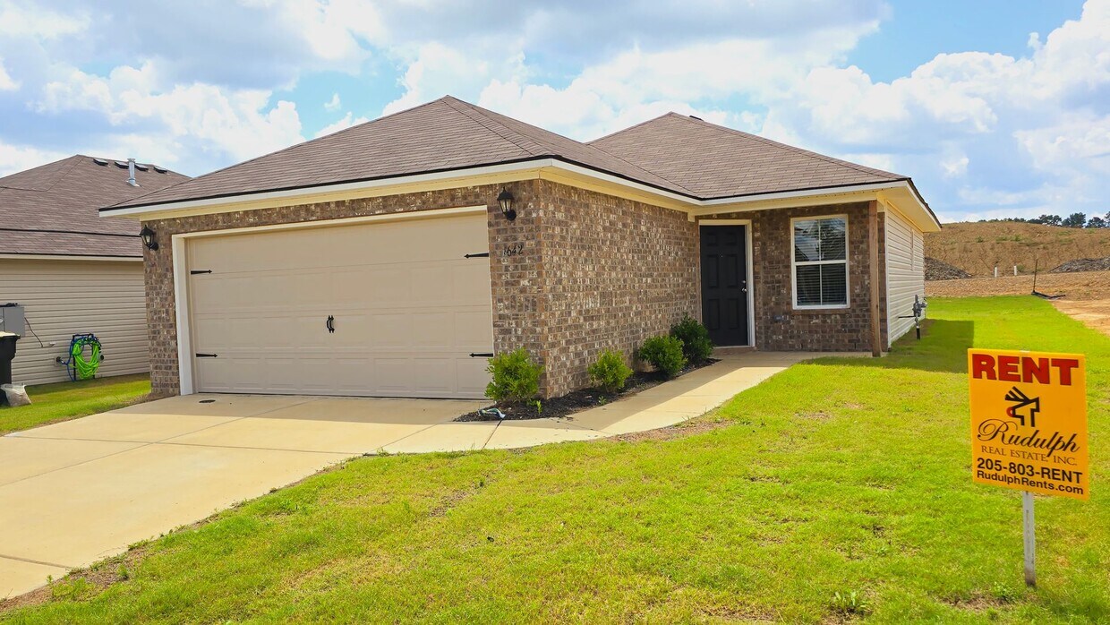 Foto principal - 1642 Simmons St