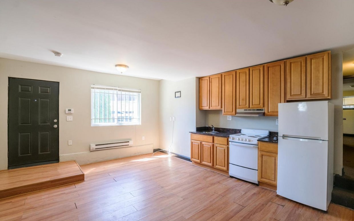 5709 N Lambert St, Philadelphia, PA 19138 Townhome Rentals in