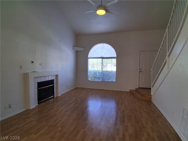 Building Photo - 8023 Simone Ave