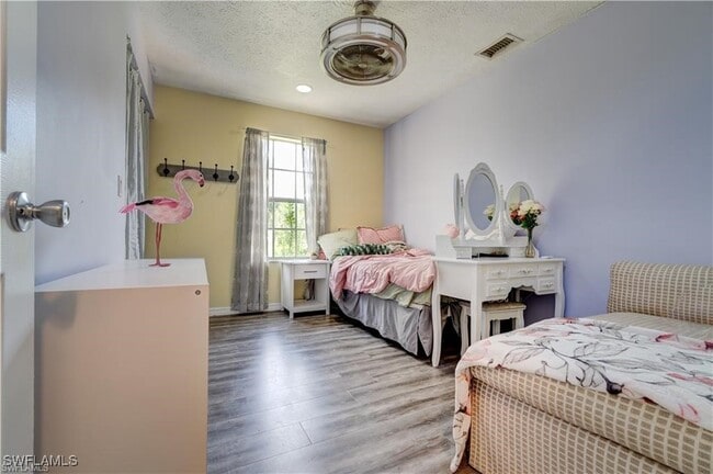 Building Photo - 551 Golden Gate Blvd W