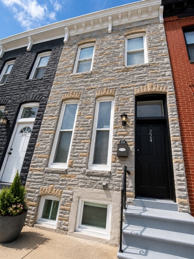 Building Photo - 224 N Patterson Park Ave