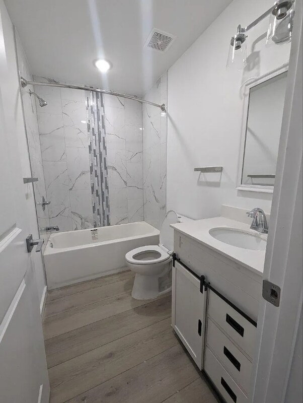 Foto del edificio - 147-149 N Gross St
