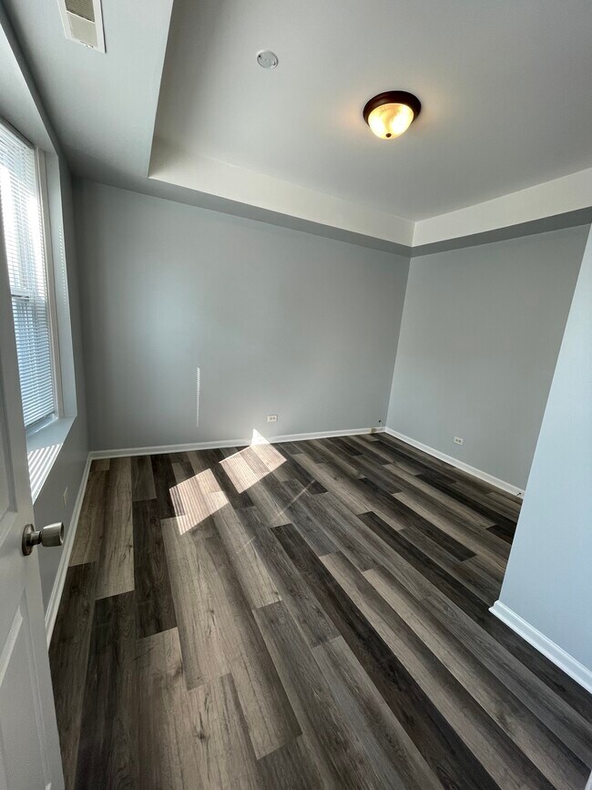 Bedroom 1 - 1309 N Kildare Ave
