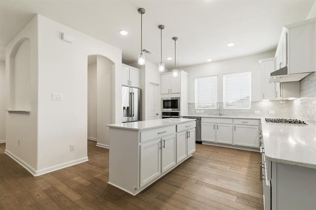 Building Photo - 1424 Bettolo Dr