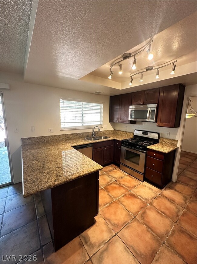 Building Photo - 2417 Doherty Way