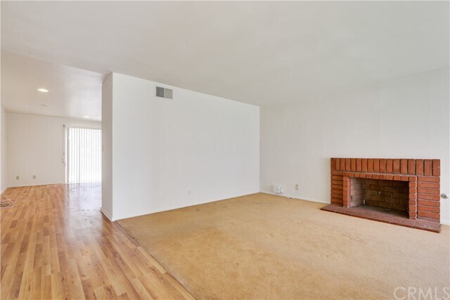 Building Photo - 15523 Bechard Ave