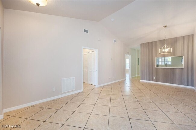 Foto del edificio - 8408 Bernwood Cove Loop