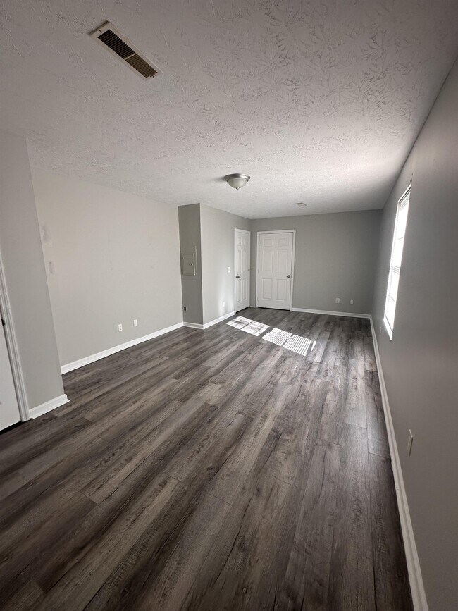 Building Photo - 1230 Berdine Way