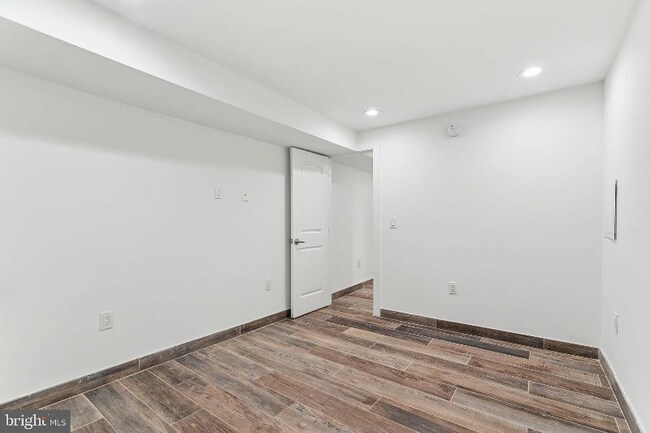 Foto del edificio - 2146 N Van Pelt St