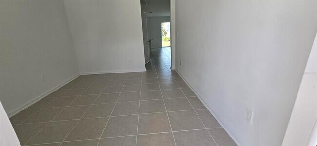 Foto del edificio - 2661 Skyline Lp