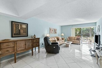 Building Photo - 23345 Carolwood Ln Building Photo - 23345 Carolwood Ln